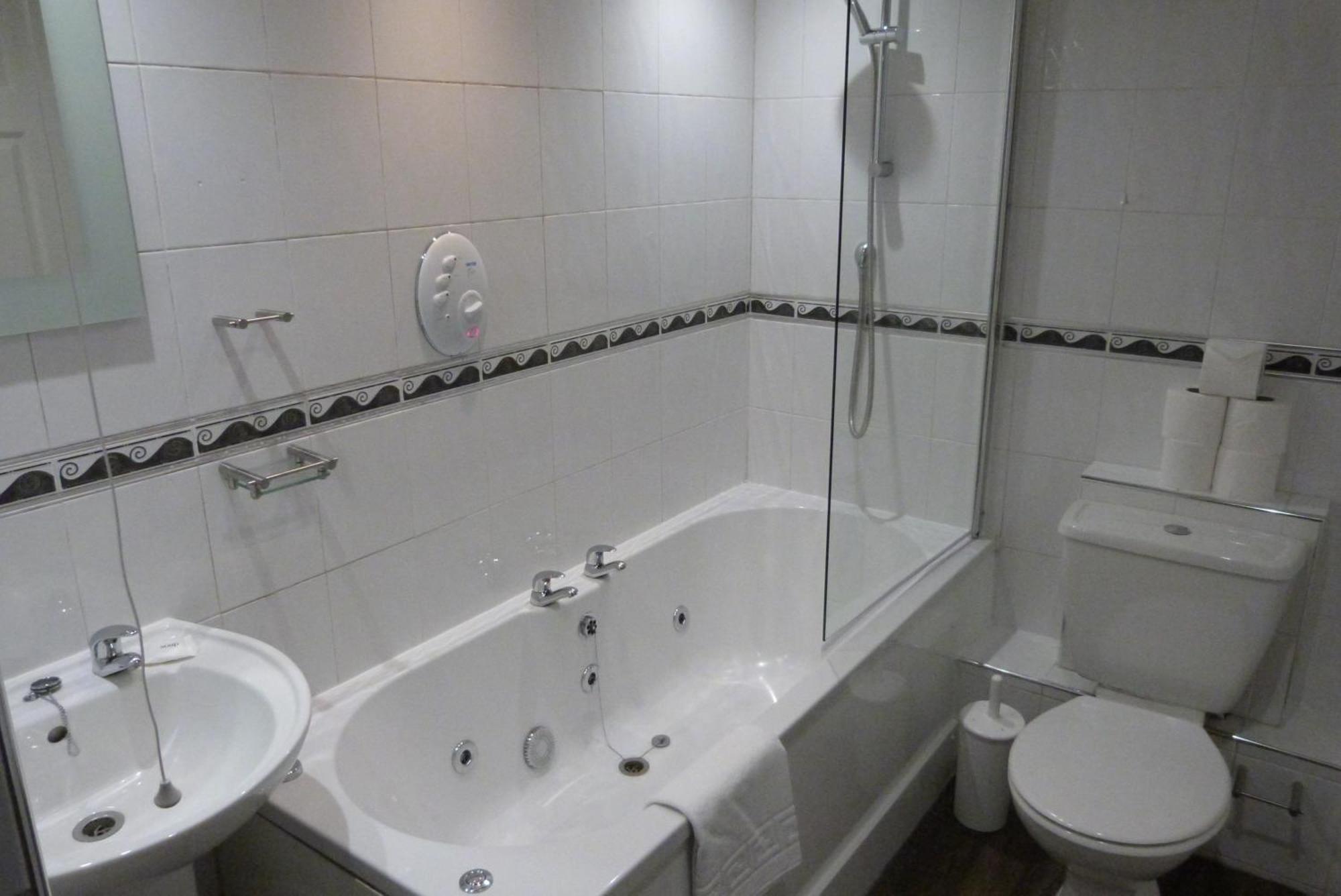 Rainford Gardens By Ustay Aparthotels Liverpool Eksteriør billede