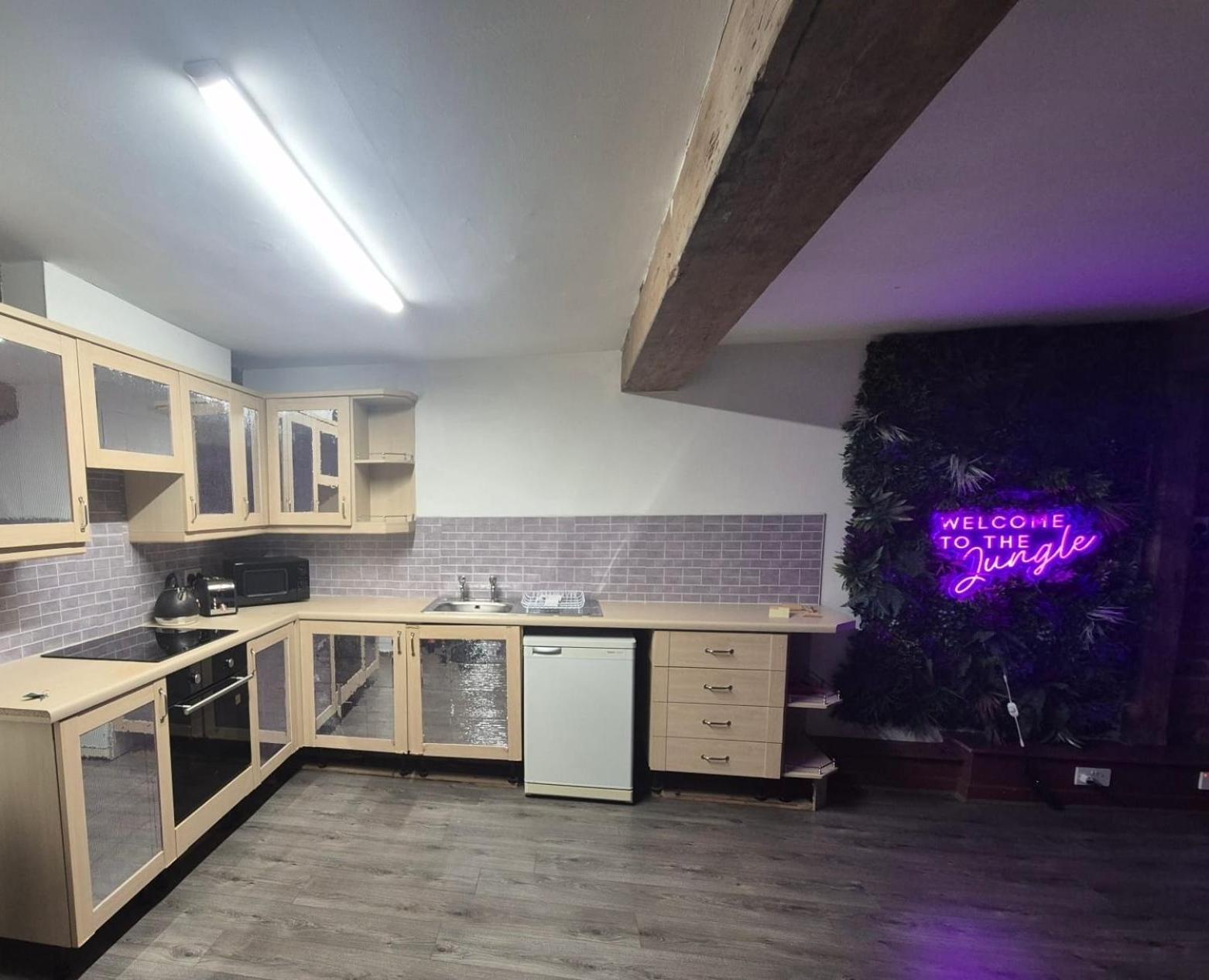 Rainford Gardens By Ustay Aparthotels Liverpool Eksteriør billede